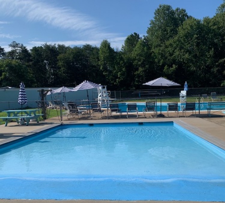 scottsville-pool-photo